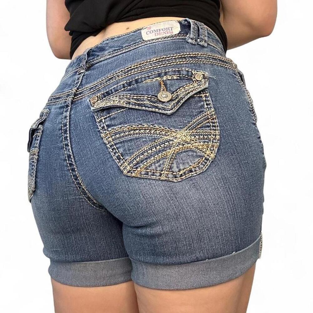 Vintage Comfort Denim Low-Rise Cuffed Blue Denim Mini Shorts – 28” Waist